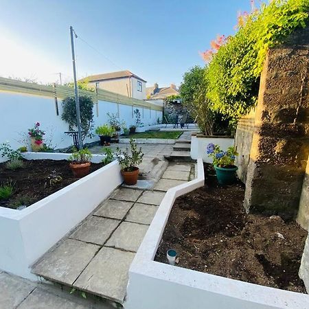 레드루스 Beautiful 2 Bed End Terrace Victorian Town House 아파트 외부 사진